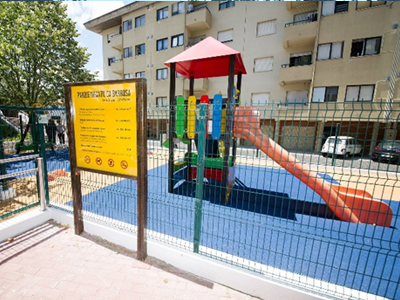 Parque Infantil no Bairro da Barrosa
